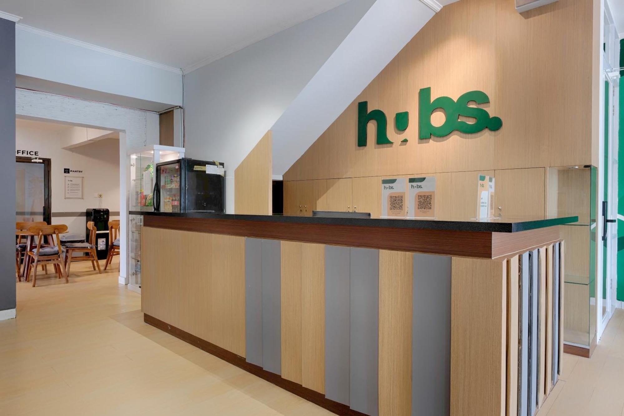 Hubs Hostel Yogyakarta Bagian luar foto