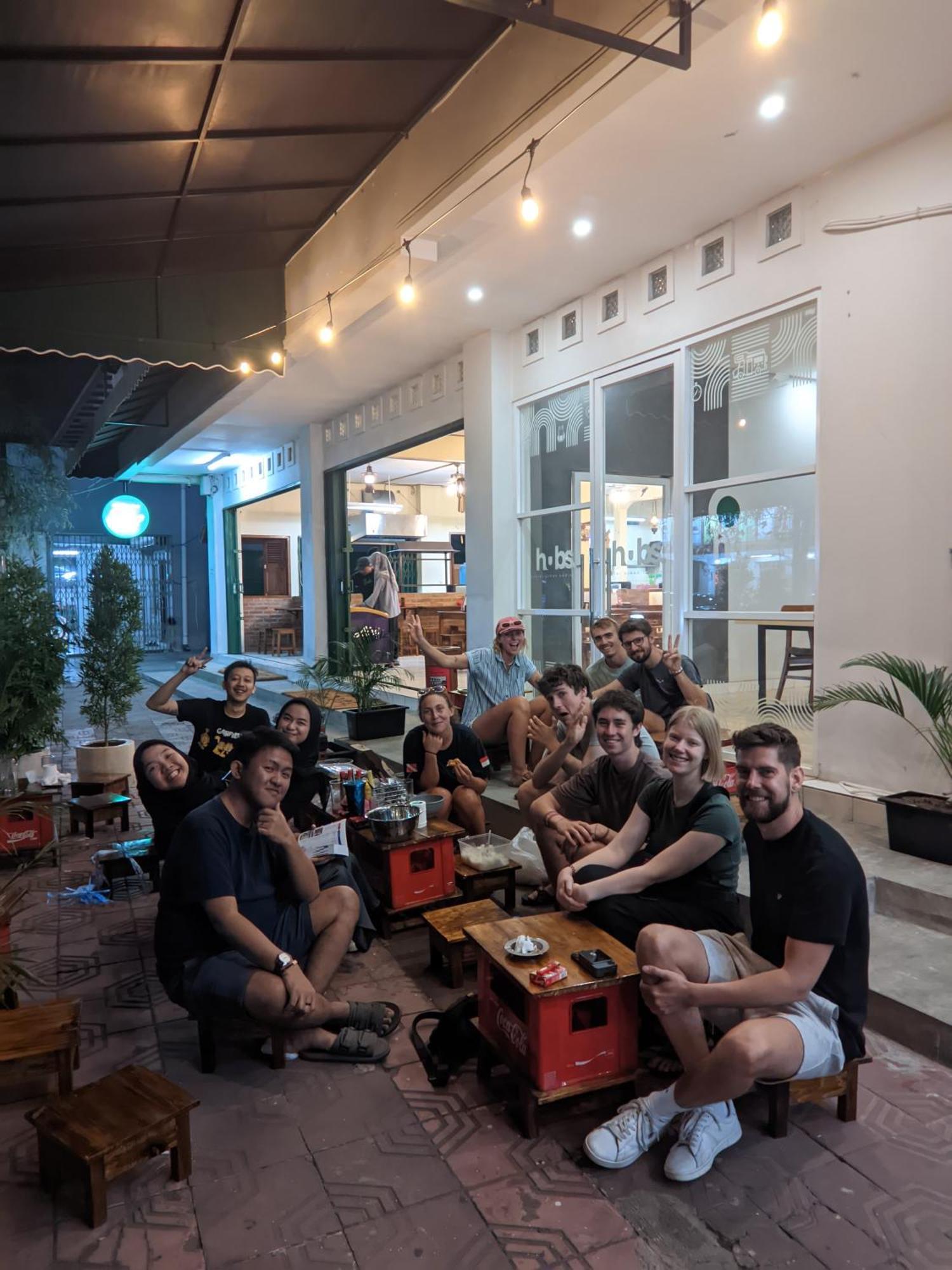 Hubs Hostel Yogyakarta Bagian luar foto